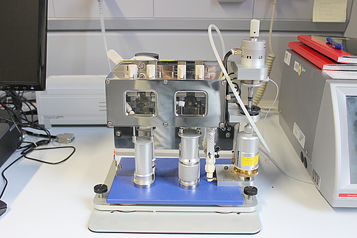 CD spectrometer stopped flow unit